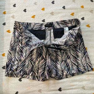 Banana Republic tropical pattern shorts, size 12